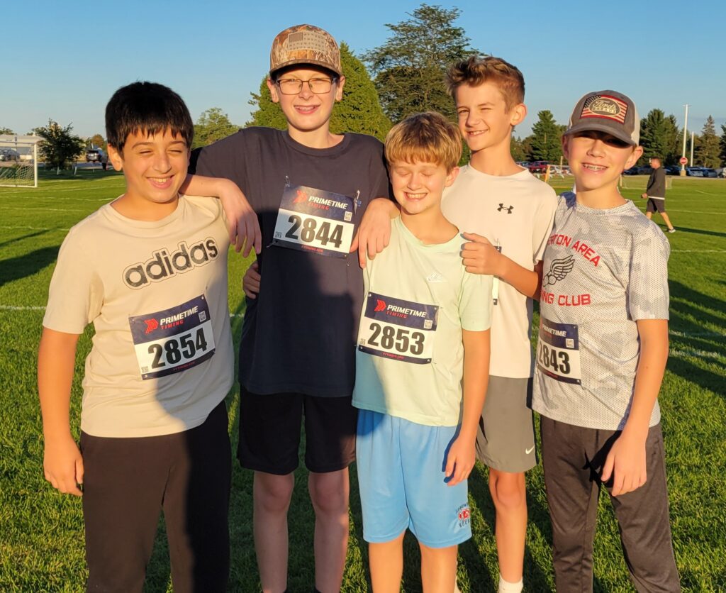 GRADE SCHOOL RUN PHOTO